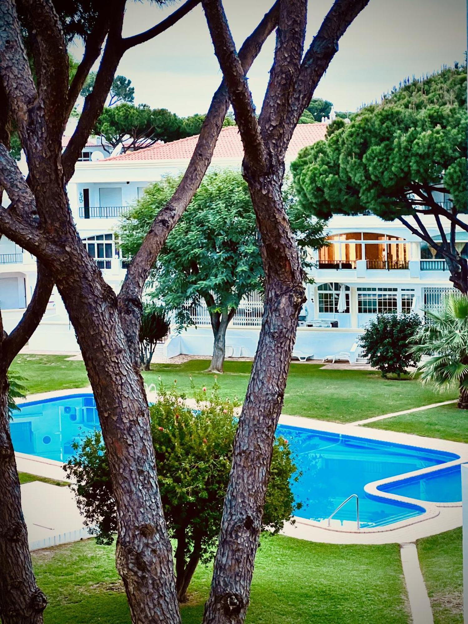 2 Bedroom With Pool - Na Casa De Pascal Apartment